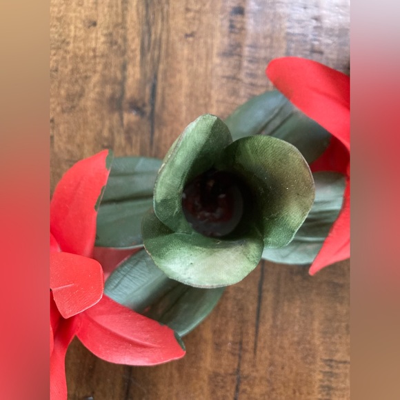 Capodimonte Christmas Double Poinsettia Candle Holder, vintage 🎄 - Picture 11 of 13